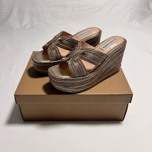 STEVE MADDEN Jaci Tan Platform Sandals
